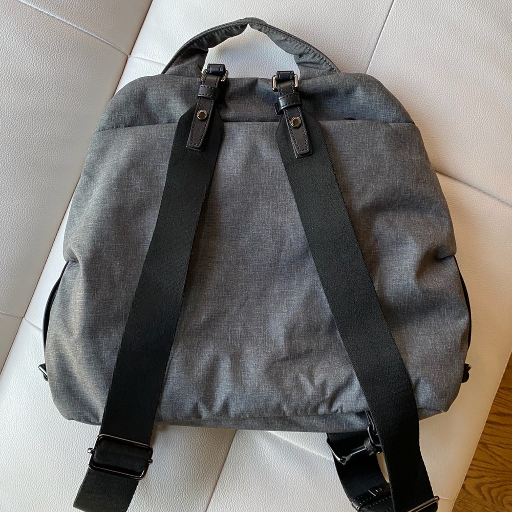 Backpack - Picture 3 of 3